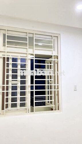 Nhà phố, mở văn phòng, trung tâm tiếng anh, Spa, để ở ... có gara oto