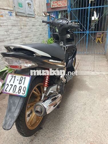 Suzuki Hayate 2011 màu Đen