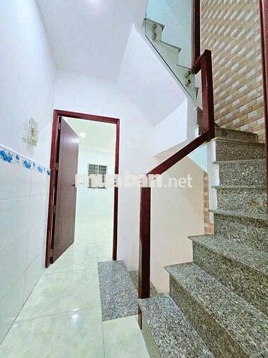 chính chủ cần bán nhà hưng long , bình chánh , hcm