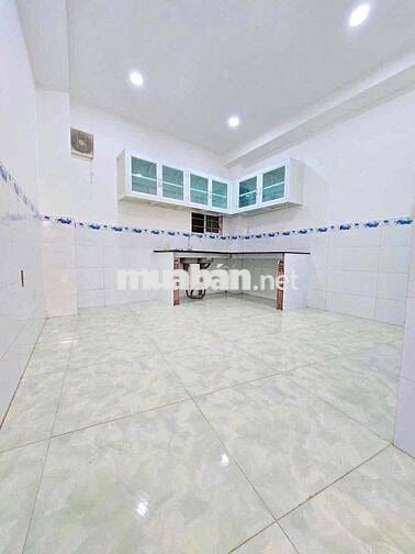 chính chủ cần bán nhà hưng long , bình chánh , hcm