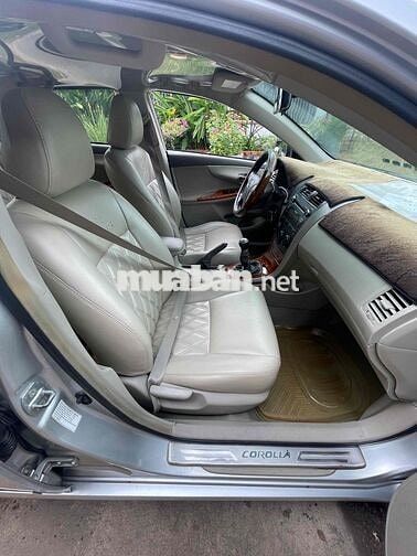 Toyota Corolla Altis Bạc