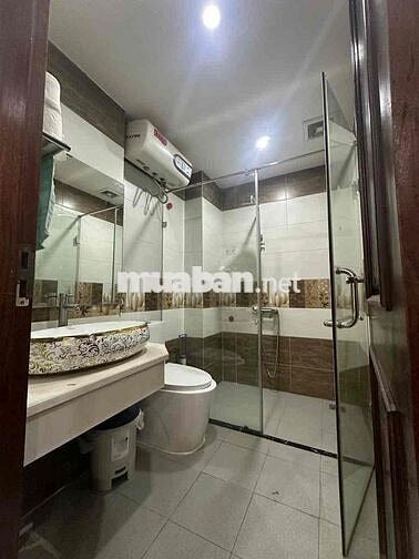 Siêu phẩm Phố Quan Nhân, nhà đẹp ở luôn, cánh 20m oto tránh, dt 38m*5