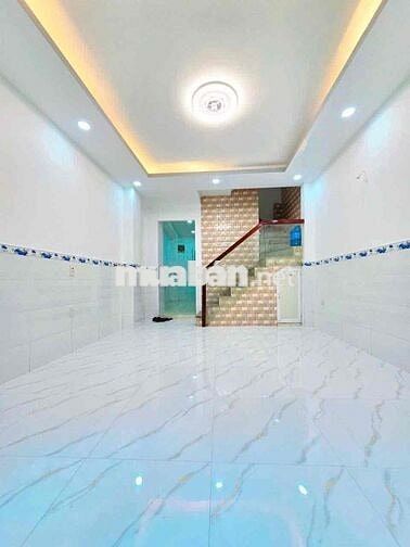 chính chủ cần bán nhà hưng long , bình chánh , hcm