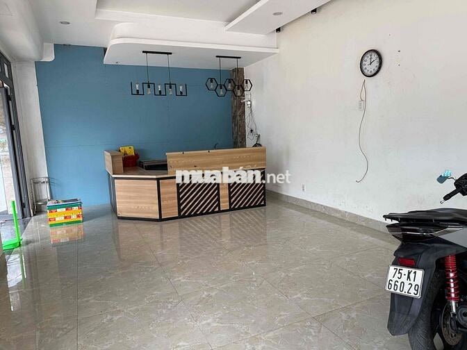 cho thuê mặt bằng chợ mới bà hom