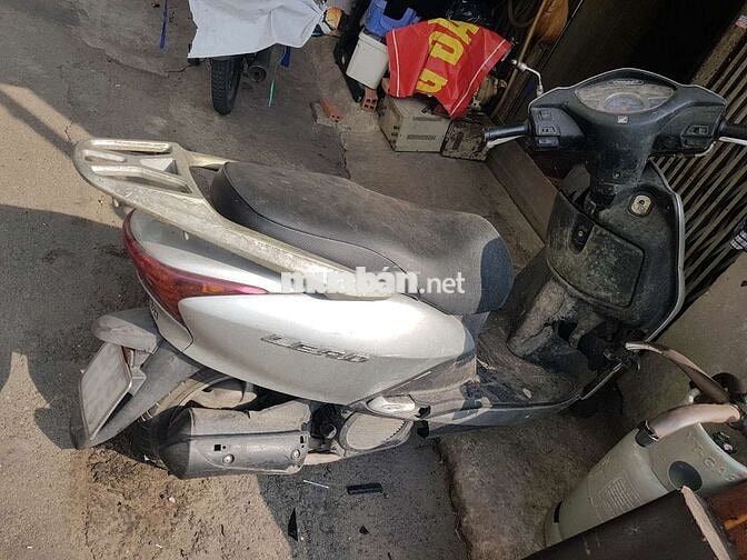 Honda Lead Bạc