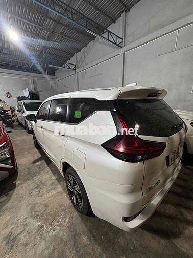 Mitsubishi Xpander 7 chỗ Trắng 16712 km
