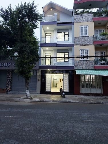 Ngang 5m , Nhà mặt tiền đường số 6 Chợ Da Sà , Tên Lửa