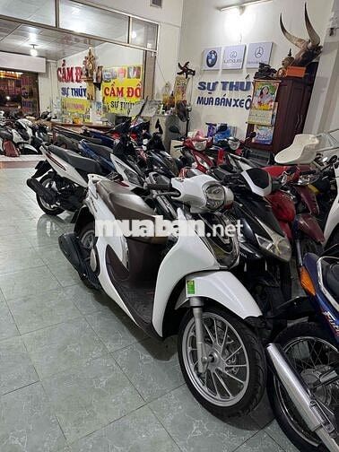 Honda SH Mode màu Trắng