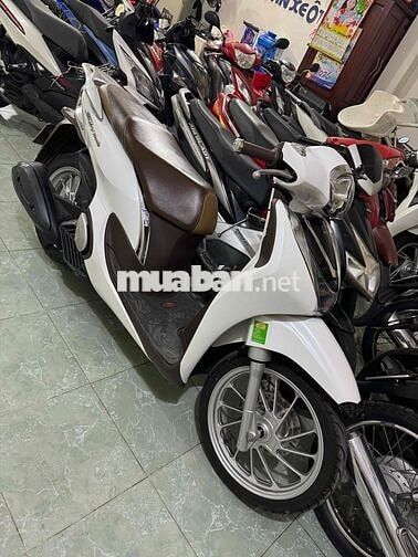 Honda SH Mode màu Trắng