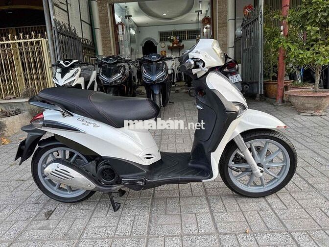 Piaggio Liberty 125Fi Trắng biển 67