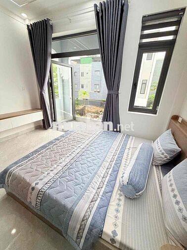 nhà phố có phòng ngủ dưới khu lộc phát 22/12 giá rẻ nhất khu