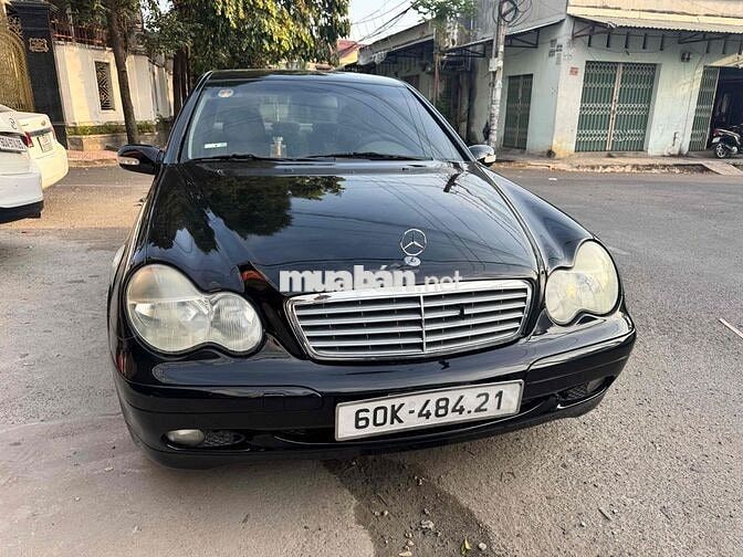 Mercedes-Benz C200 Kompressor Đen