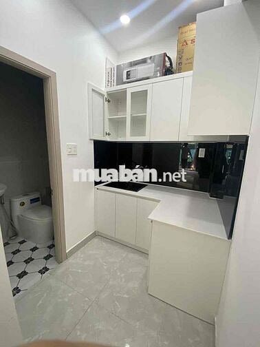 💎 💎 💎 MẶT TIỀN TÚ MỠ TRỆT LẦU 1PN 2WC VỪA Ở VUẦ KINH DOANH THUẬN LỢI