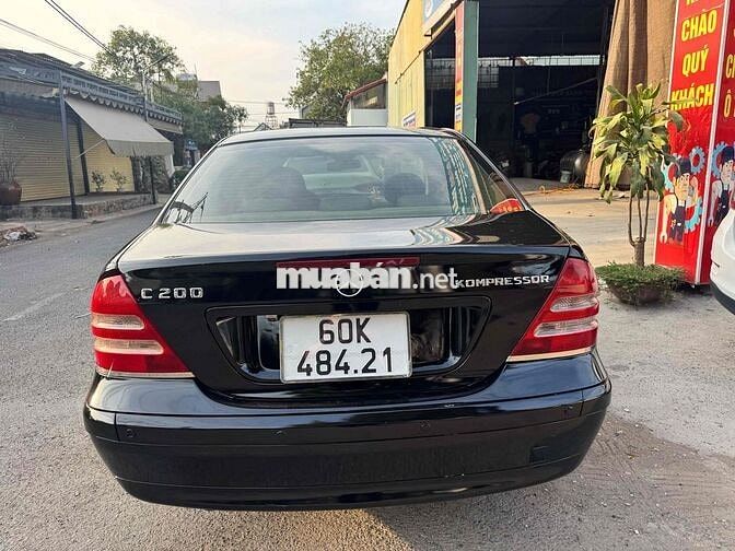 Mercedes-Benz C200 Kompressor Đen