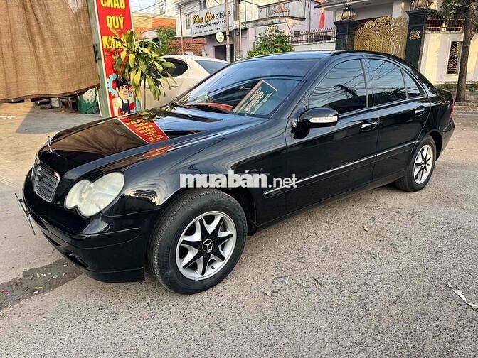 Mercedes-Benz C200 Kompressor Đen