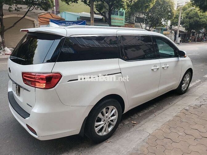 Kia 7c SEDONA model 2019 Bản Cao Cấp-Trắng Camay