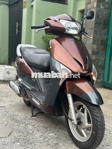 Honda Lead Nâu