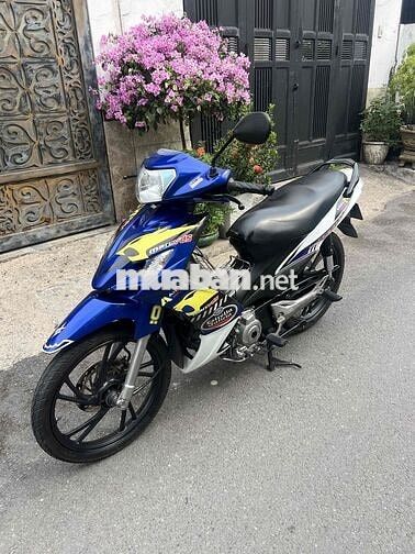 Suzuki Axelo 2014 Xanh Trắng Đen