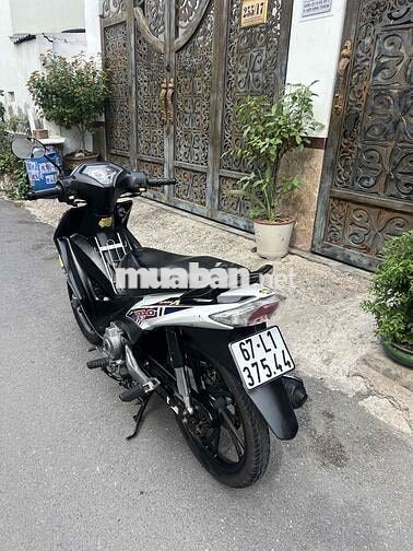 Suzuki Axelo 2014 Xanh Trắng Đen