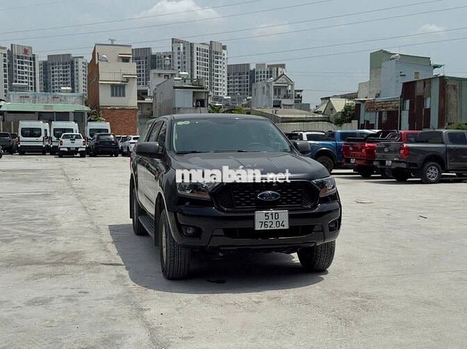 Ford Ranger XLS 2.2L AT 2022 Đen - 28.000 km