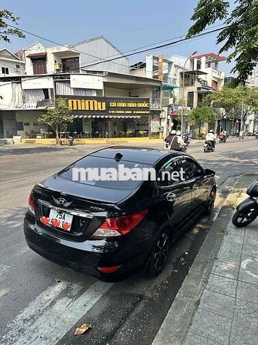 Hyundai Accent 2011 số sàn 29 vạn đen