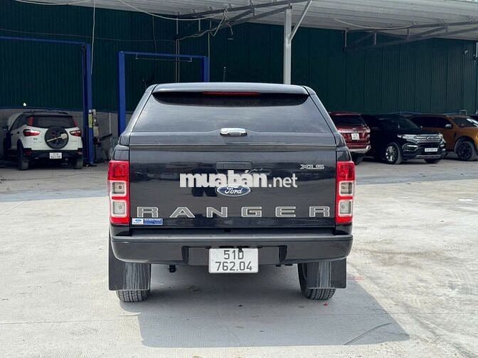 Ford Ranger XLS 2.2L AT 2022 Đen - 28.000 km