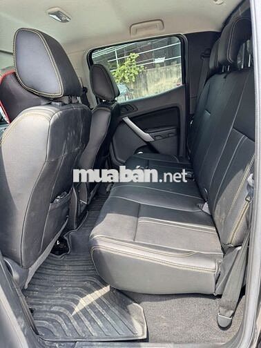 Ford Ranger XLS 2.2L AT 2022 Đen - 28.000 km