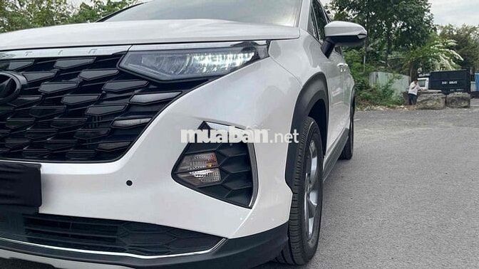 Hyundai Custin 2024 Tiêu Chuẩn 1.5T 29.000km