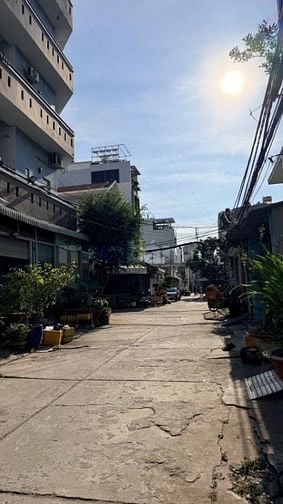 Đất hẻm xe tải Hoàng Ngân , p16 quận 8