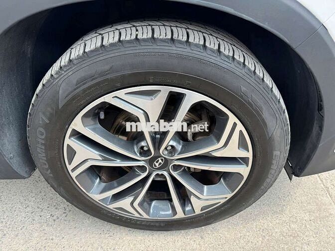 Hyundai Santafe 2020 Premium 2.4L,màu trắng,6v2