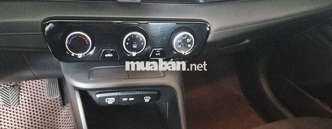 Hyundai Accent 2024 1.5 MT Trắng
