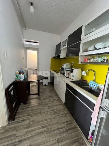 Căn 1 phòng chung cư Thái An, có ban công,nội thất giá 6,5tr/th