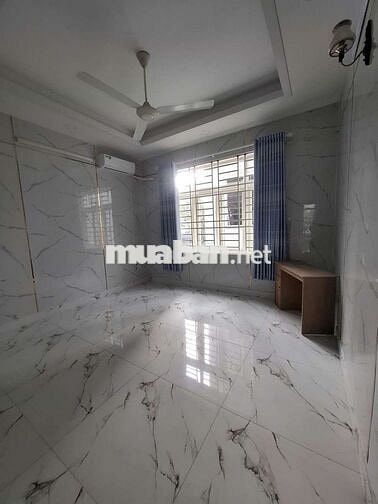 Nhà mới 3,5 tấm 4×20 -4pn+5wc ,sẳn máy lạnh 