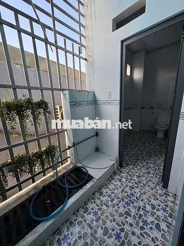 Cho Thuê nhà nguyên căn đường bình chuẩn 72, 3 phòng ngủ 2wc