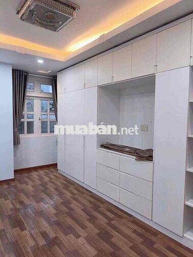 Cho thuê nhà nguyên căn mặt tiền đường Lê quang định