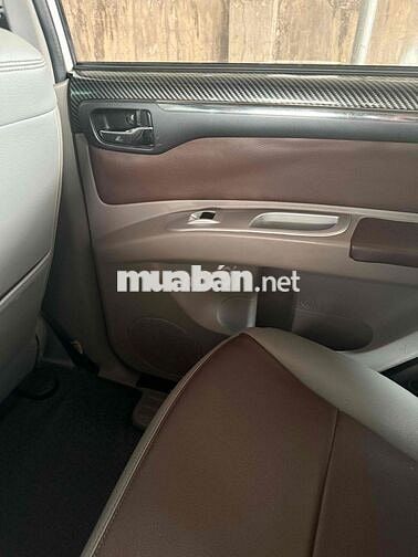 Mitsubishi Pajero Sport Trắng