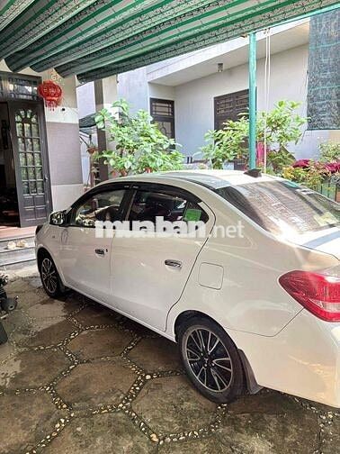 Mitsubishi Attrage 2020 Trắng