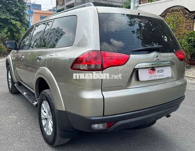 Mitsubishi Pajero Sport 2015 Vàng cát