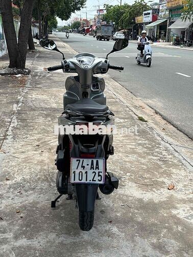 Honda Vision 2025 Thể thao Bạc