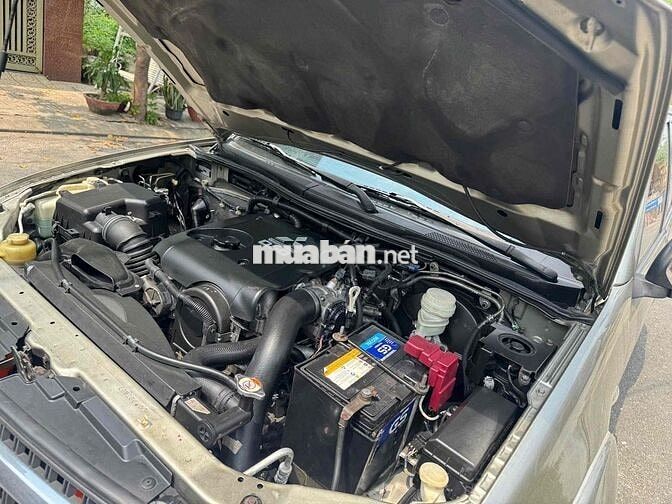 Mitsubishi Pajero Sport 2015 Vàng cát