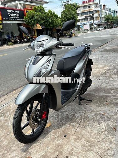 Honda Vision 2025 Thể thao Bạc
