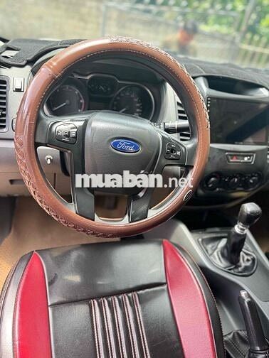 Ford Ranger XLS 1 cầu Vàng cát