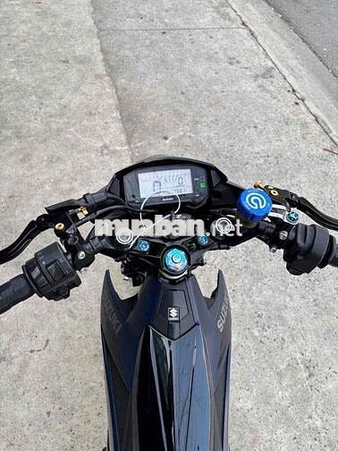 Suzuki Satria F150 Xám đen