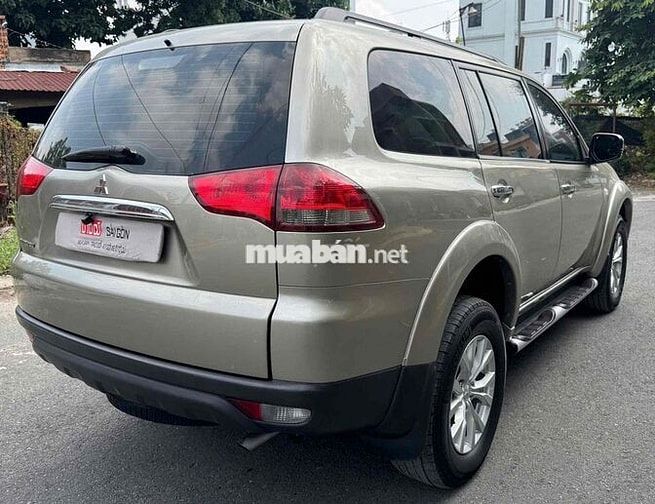 Mitsubishi Pajero Sport 2015 Vàng cát
