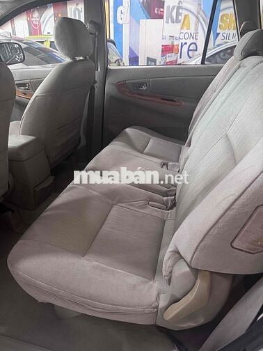 Toyota Innova G 2011 Bạc