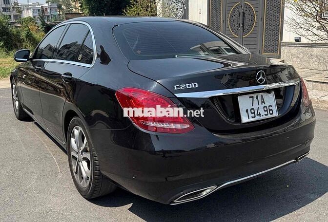 Mercedes-Benz C200 2017 Đen