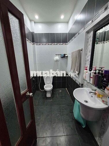 Cho Thuê Biệt Thự Đường 14M - DT 7x20m 1 Trệt 1 Lầu 1 ST - 4Pn 4Wc