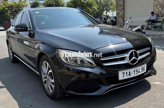 Mercedes-Benz C200 2017 Đen