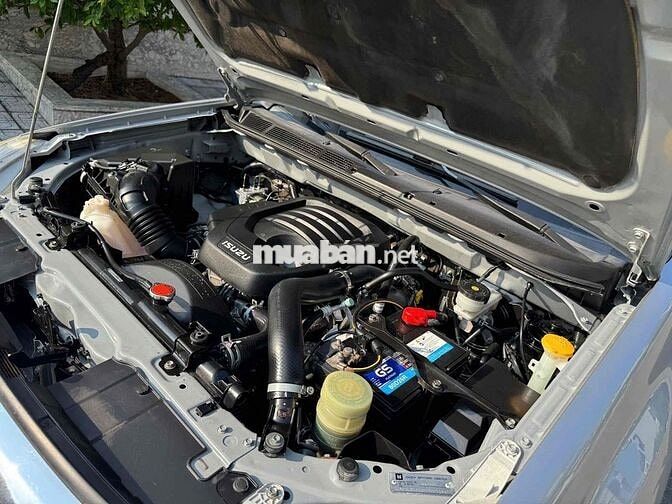 Isuzu MUX B7 1.9 TURBO 2021 Bạc