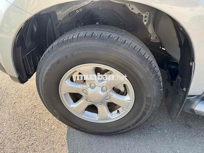 Isuzu MUX B7 1.9 TURBO 2021 Bạc